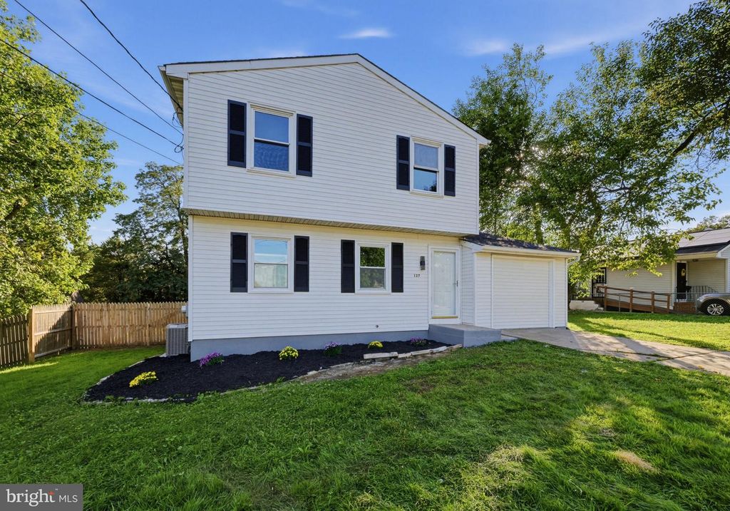 127 MORTON AVE, HAMILTON, NJ 08610 — photo 2