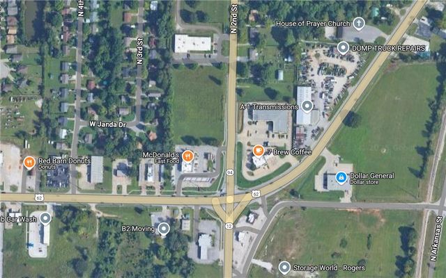 2605 N 2nd Street, Rogers, AR 72756