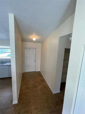 6031 SW 36th Ct REAR, Davie, FL 33314