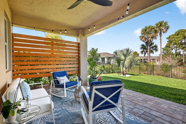 7246 SE Pine Valley Court, Hobe Sound, FL 33455