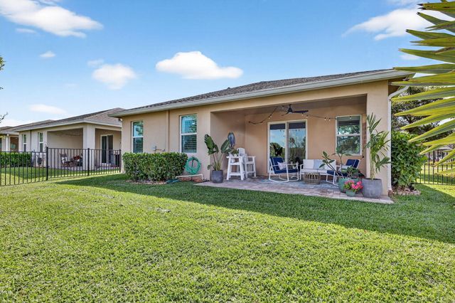 7246 SE Pine Valley Court, Hobe Sound, FL 33455
