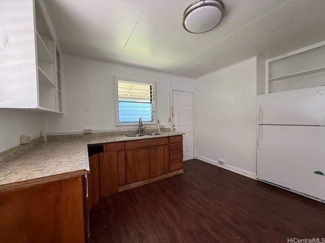 1703 Mahani Loop, Honolulu, HI 96819