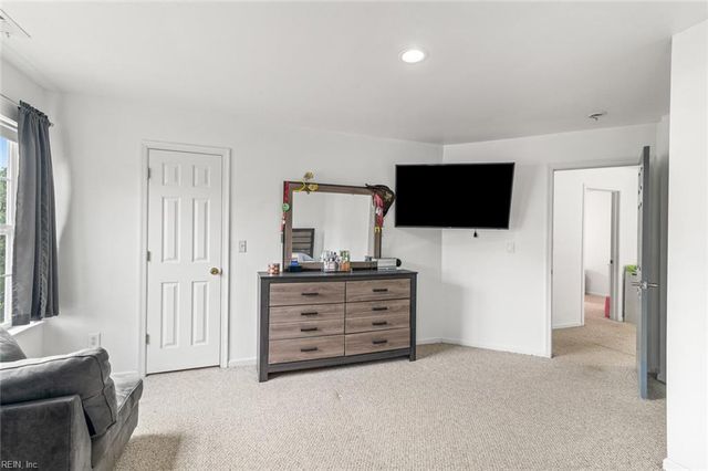 3721 Bay CRES, Chesapeake, VA 23321