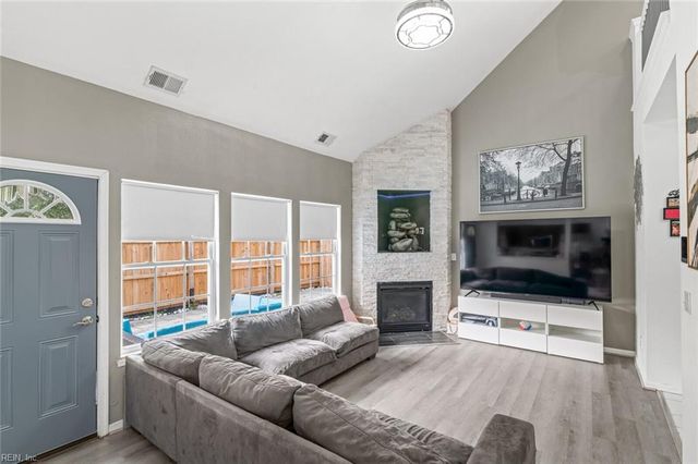 3721 Bay CRES, Chesapeake, VA 23321