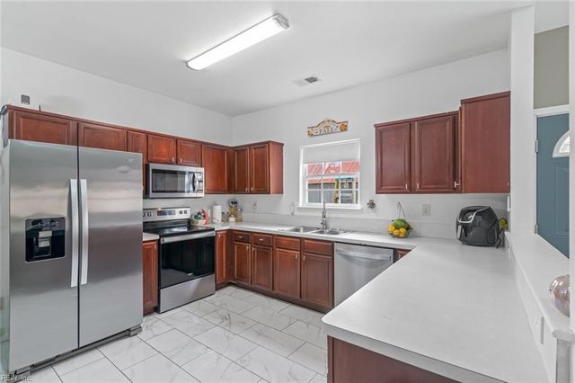 3721 Bay CRES, Chesapeake, VA 23321
