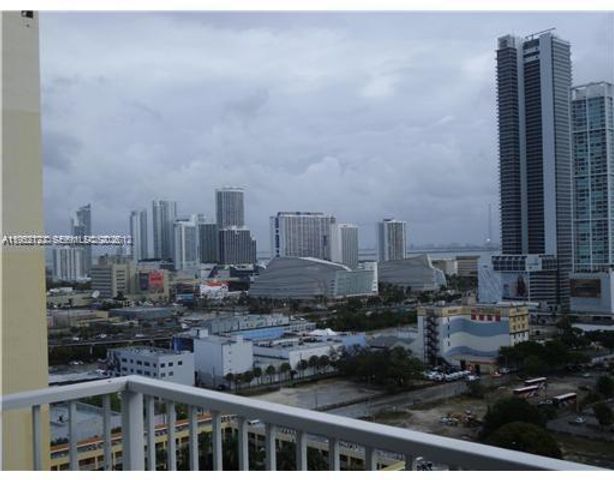 850 N Miami Ave W-1701, Miami, FL 33136