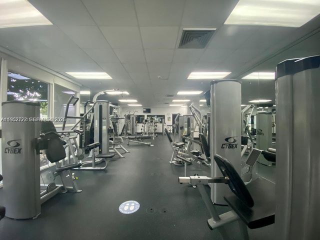 850 N Miami Ave W-1701, Miami, FL 33136