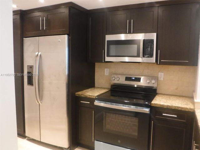 850 N Miami Ave W-1701, Miami, FL 33136