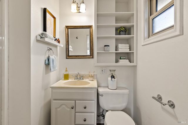 443 Baywood Dr, Vallejo, CA 94591