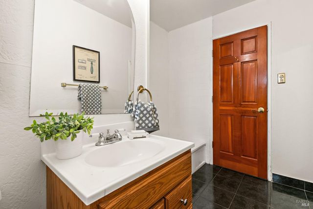 443 Baywood Dr, Vallejo, CA 94591