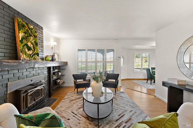 443 Baywood Dr, Vallejo, CA 94591