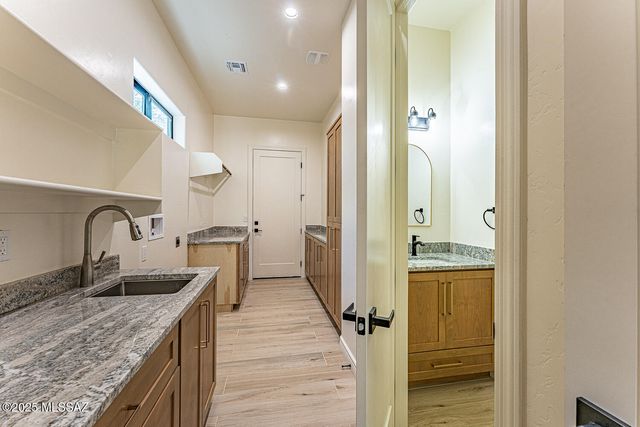 15 Calle Maria Elena, Tubac, AZ 85646