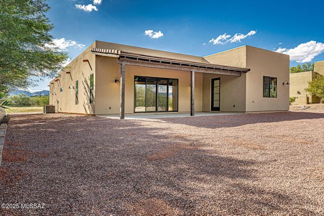 15 Calle Maria Elena, Tubac, AZ 85646