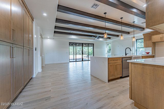 15 Calle Maria Elena, Tubac, AZ 85646