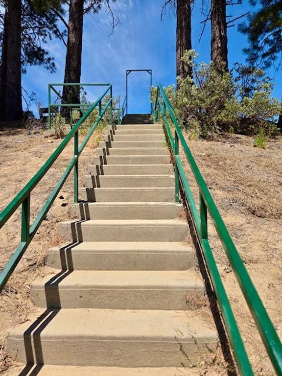 Image 43 of property listing at 167 Pine Cone Path, North Fork, CA 93643