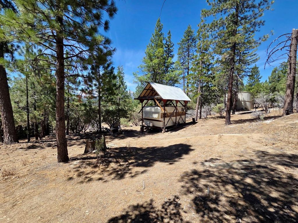 Image 68 of property listing at 167 Pine Cone Path, North Fork, CA 93643