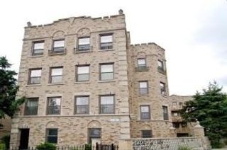 5726 N Mozart Street 2B, Chicago, IL 60659