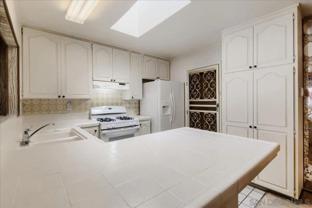 4034 Palm Avenue, San Diego, CA 92154