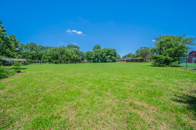 5017 Montclair Drive, Colleyville, TX 76034