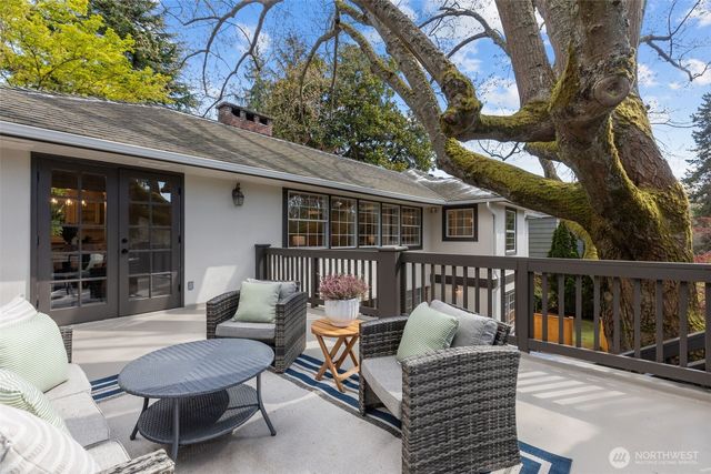 4181 42nd Avenue NE, Seattle, WA 98105