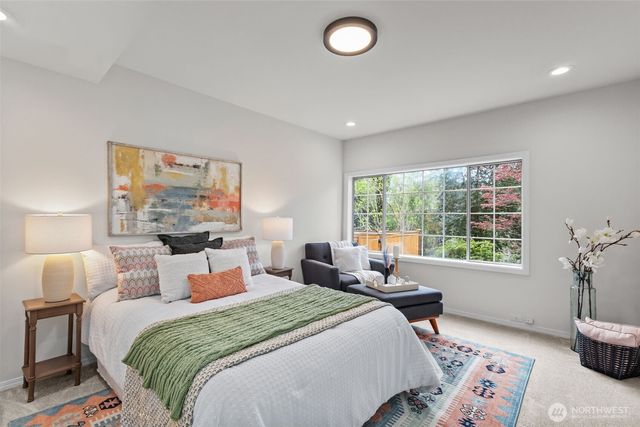 4181 42nd Avenue NE, Seattle, WA 98105