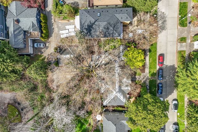 4181 42nd Avenue NE, Seattle, WA 98105