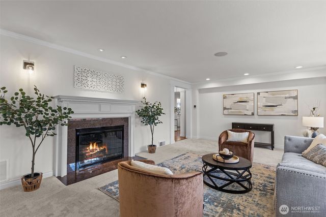 4181 42nd Avenue NE, Seattle, WA 98105