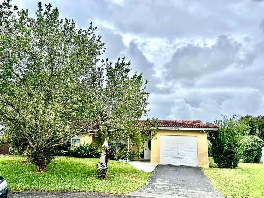 7608 NW 43rd Court, Coral Springs, FL 33065