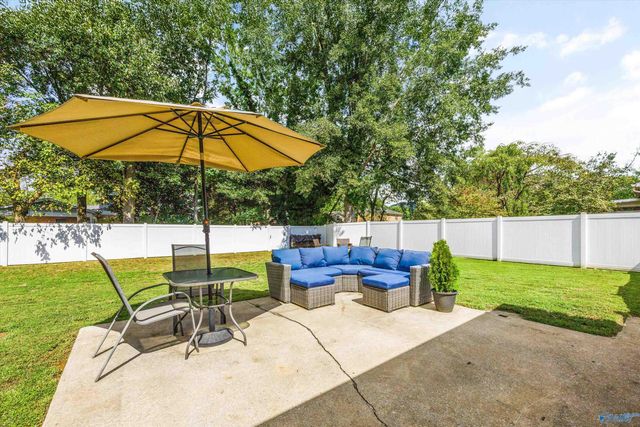 1009 Riviera Avenue, Huntsville, AL 35802