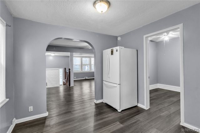 15 Blum Avenue, Buffalo, NY 14216