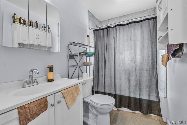 15 Blum Avenue, Buffalo, NY 14216