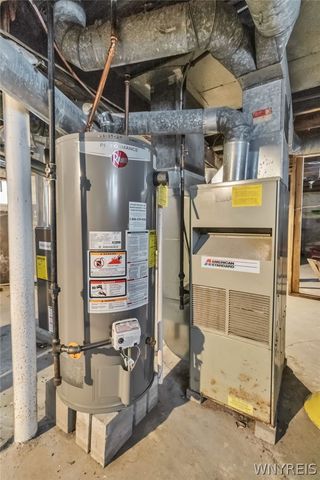 15 Blum Avenue, Buffalo, NY 14216