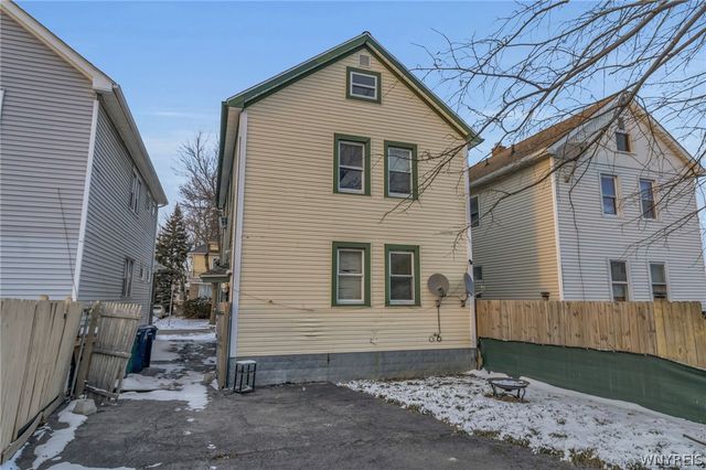 15 Blum Avenue, Buffalo, NY 14216