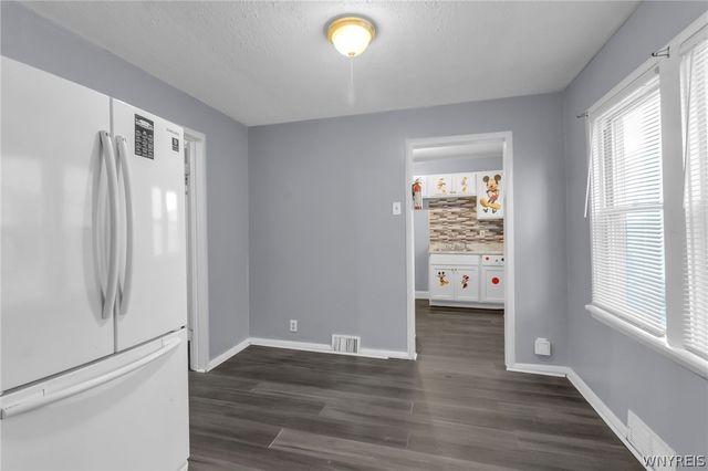 15 Blum Avenue, Buffalo, NY 14216