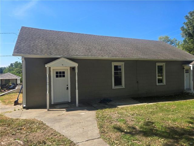 2113 Jefferson Street, Lexington, MO 64067