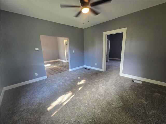 2113 Jefferson Street, Lexington, MO 64067