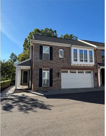 701 England Rd, Cranberry Twp, PA 16066