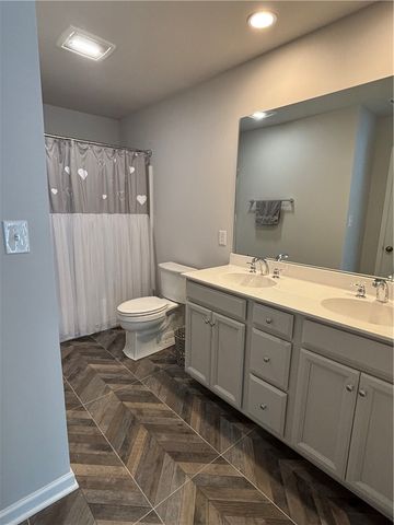 701 England Rd, Cranberry Twp, PA 16066