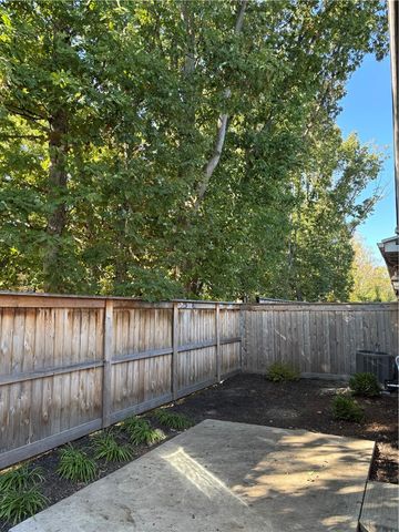 701 England Rd, Cranberry Twp, PA 16066