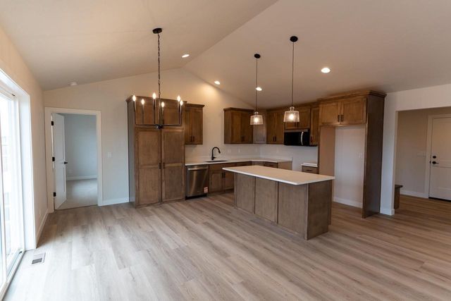 N9243 ANTON STREET, Appleton, WI 54915