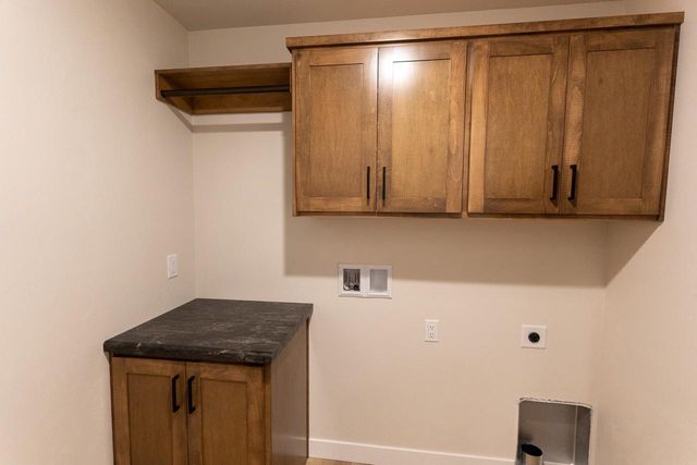 N9243 ANTON STREET, Appleton, WI 54915