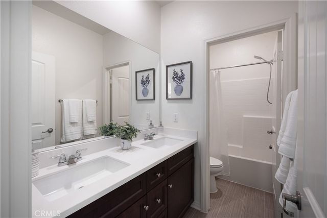 7075 Montecito Lane, Eastvale, CA 92880
