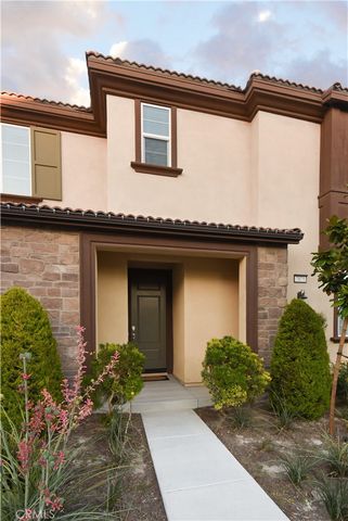 7075 Montecito Lane, Eastvale, CA 92880