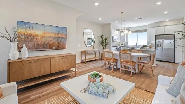 1720 E Park Street 11, Anaheim, CA 92805