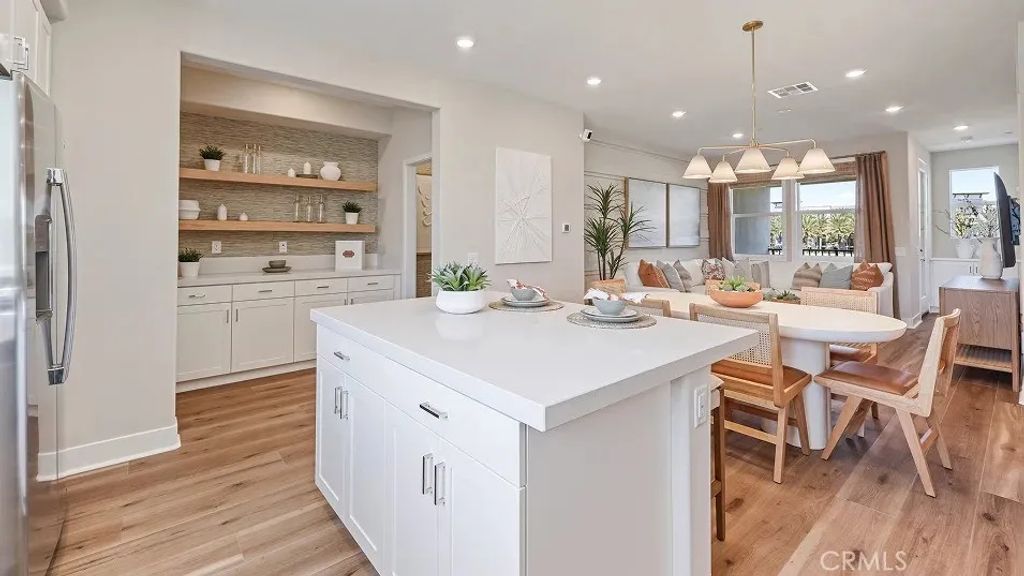 1720 E Park Street 11, Anaheim, CA 92805