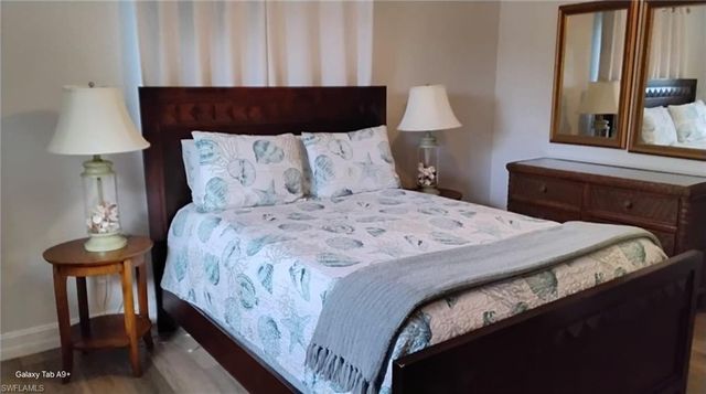 1749 Bikini CT, Cape Coral, FL 33904