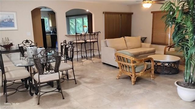 1749 Bikini CT, Cape Coral, FL 33904
