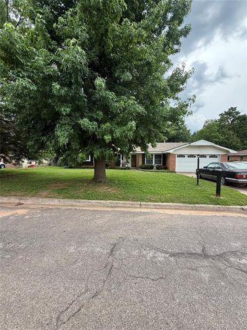 8726 Silver Creek Drive, Spencer, OK 73084