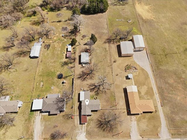2510 N Peebly Road, Harrah, OK 73045