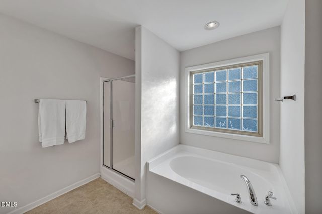 906 Ribbonleaf Lane, Fuquay Varina, NC 27526